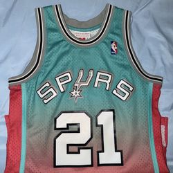 Spurs Tim Duncan Jersey Size Small