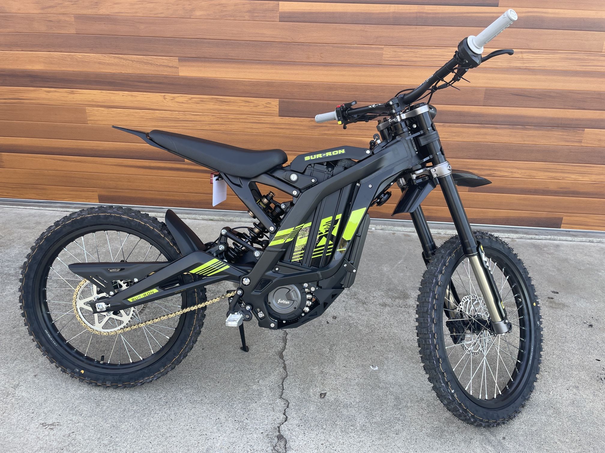 SUR-RON Light Bee X - Brand New In Box