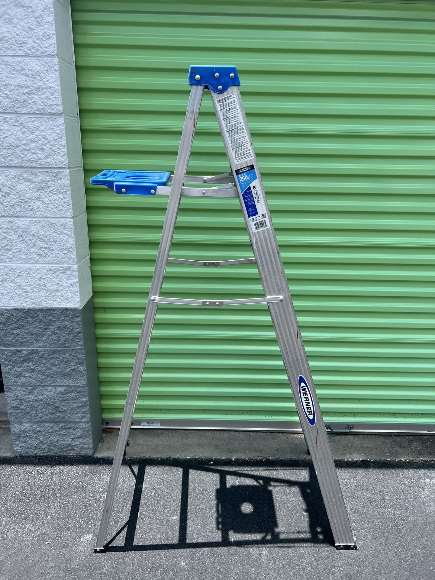 Werner - 6ft Aluminum Ladder