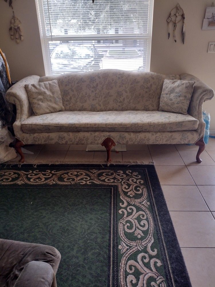 FREE! Beautiful Vintage Three Legged Sofa/Couch! Need Gone Today!