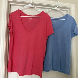 Women’s t-shirts, size medium