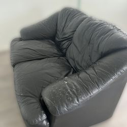 Loveseat Couch (MOVING)