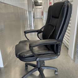 Desk chair