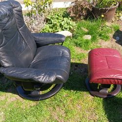 Ekornes Stressless Large Lounge Chair Black Withmaroon Footstool