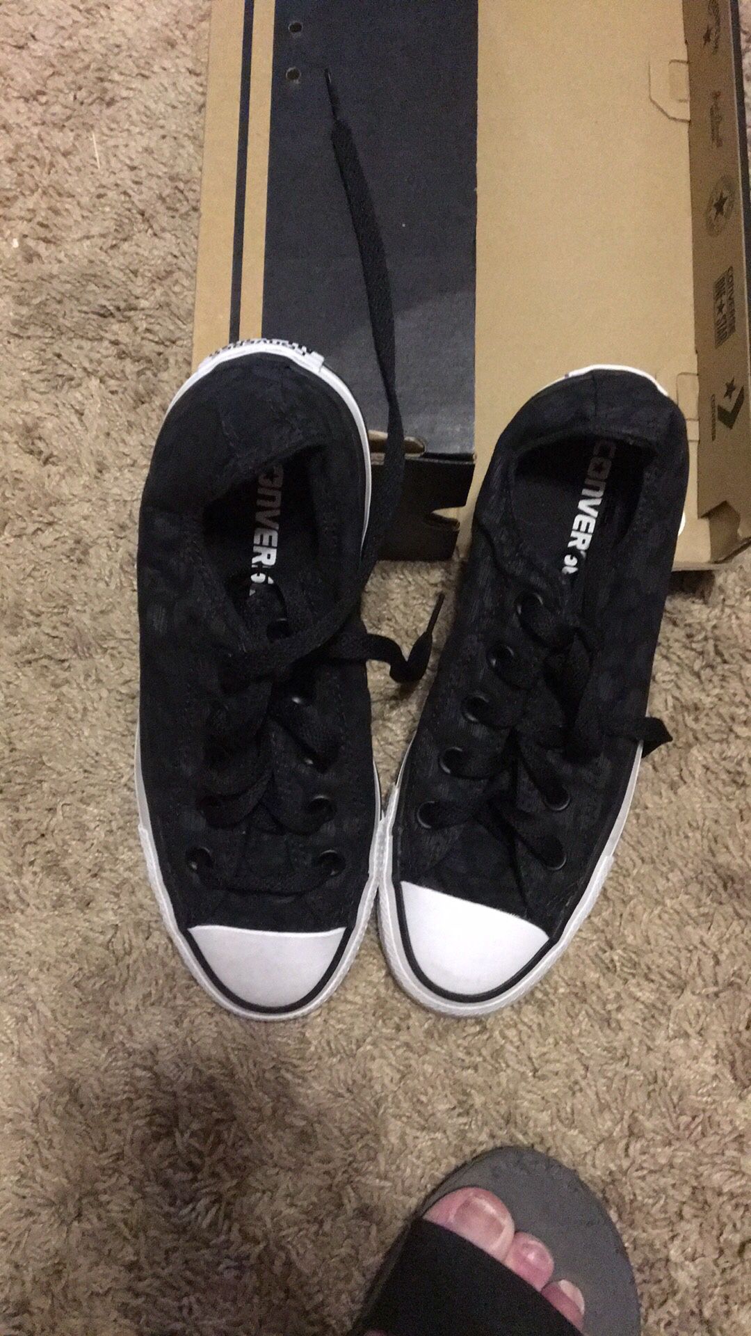 Converse brand new size 6 sneakers