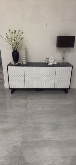 Storage cabinet