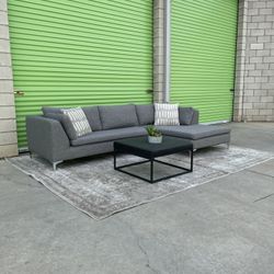 *Free Delivery* Gray Modern Sectional Couch Sofa