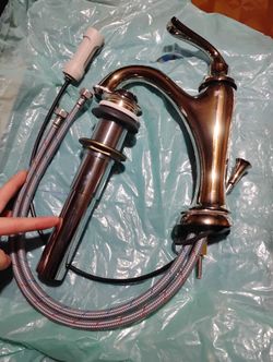 Single Handle Lavatory Faucet