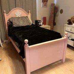 Twin Real Wood Bedframe