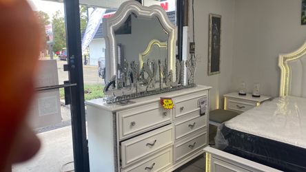 4 pc room set