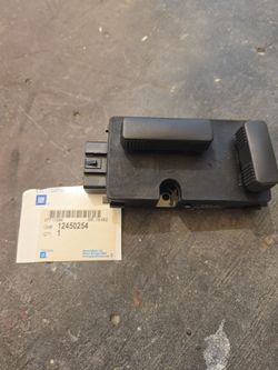 Front Passenger Side Seat Adjuster Switch GM OEM new $80
