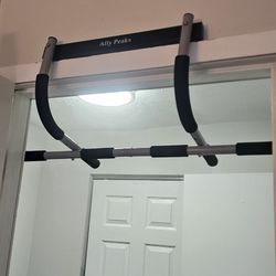 Pull Up Bar. Move Out Sale! 