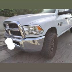 2017 Dodge 3500 4x4 parts only