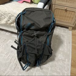 NEW Never used Kelty Asher 35 Hiking backpack