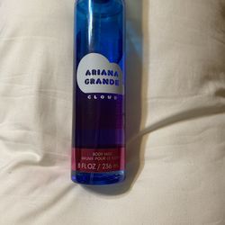 Ariana Grande perfume