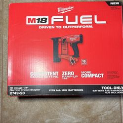 Milwaukee 18 Gauge Crown Stapler 