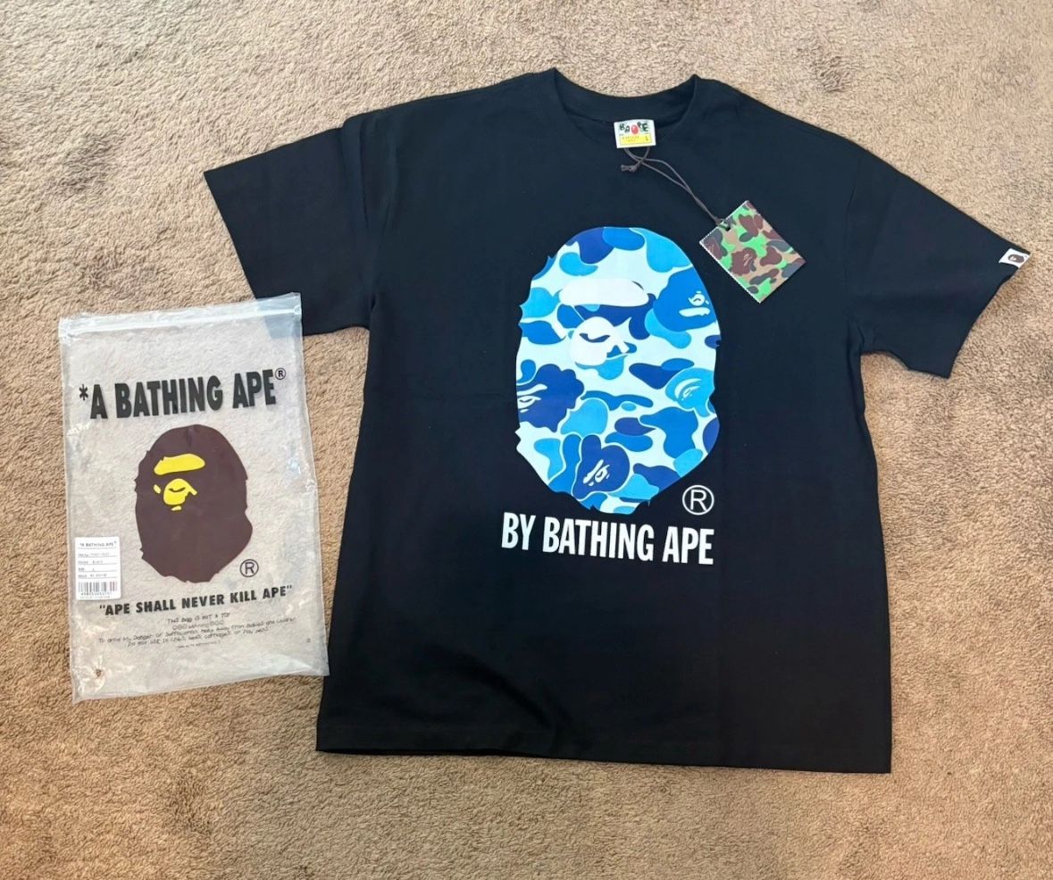 *BRAND NEW* Bape “BLACK” T-shirt- Ready To Ship🚚💨 (Size L)