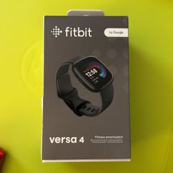 Fitbit Versa 4