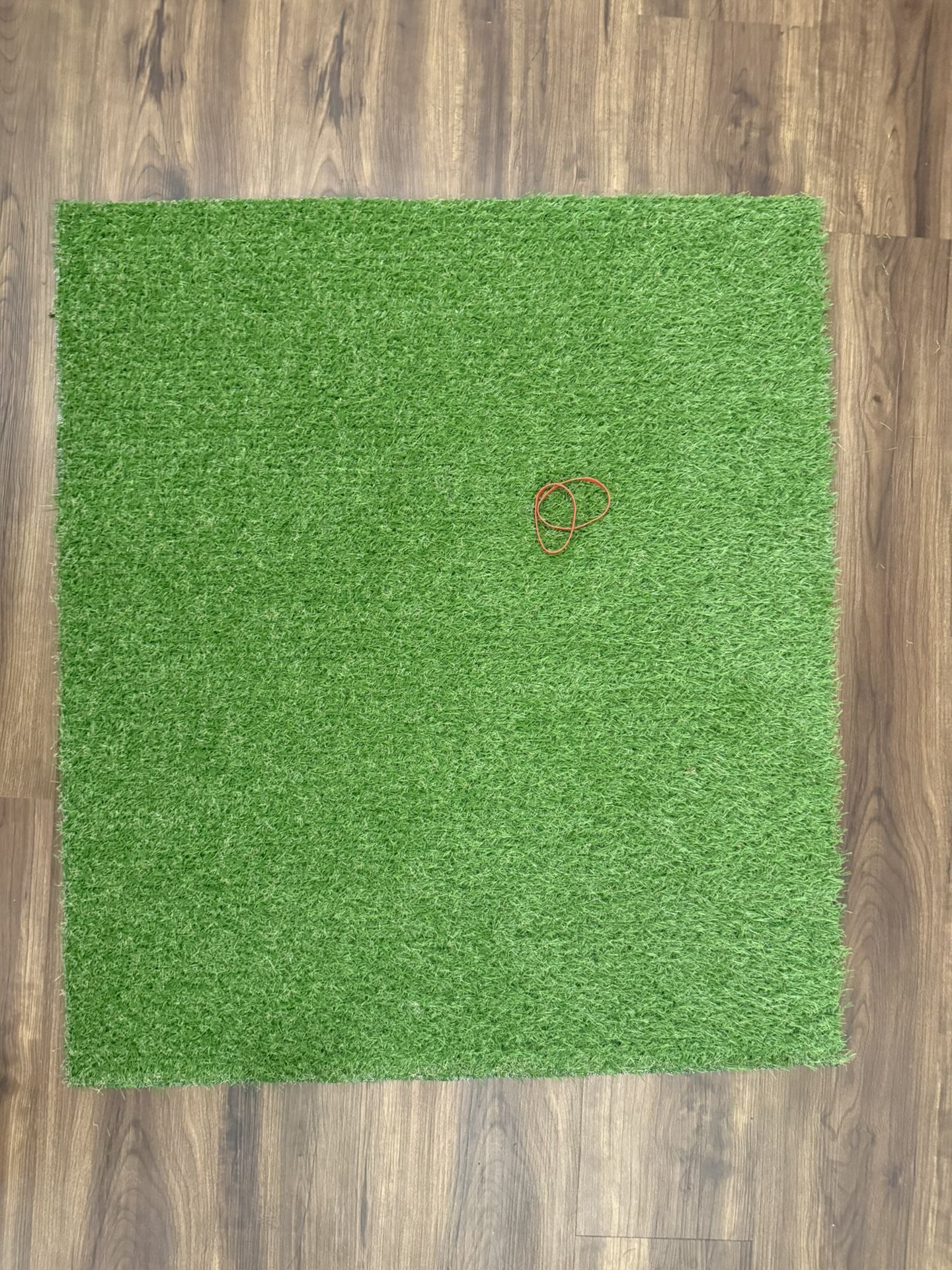 Surf Changing Pad β Heavy Duty Artificial Grass Turf (Portable & Easy Clean) β $20