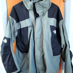 The North Face Gore-Tex Mountain Jacket - Large