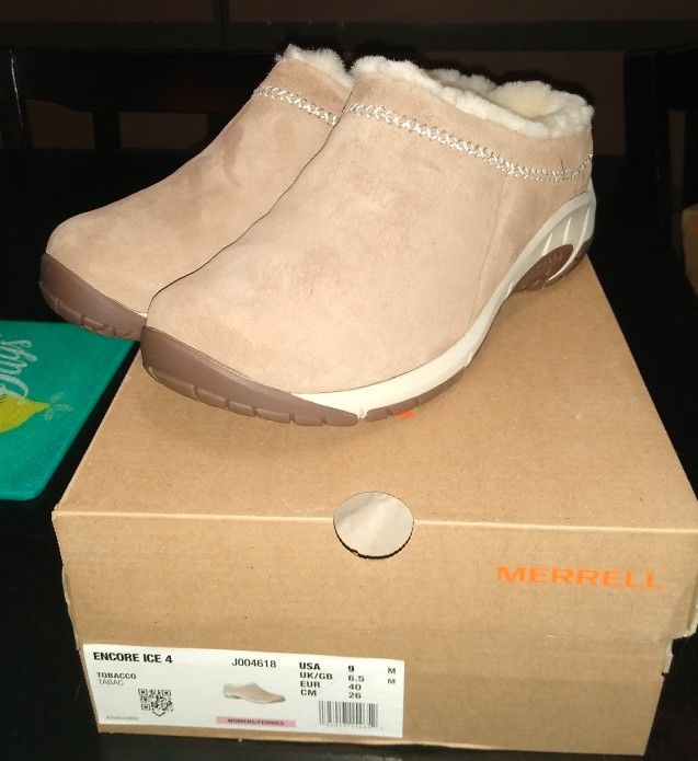 New In Box Encore Ice 4 Tan Women's Shoes
