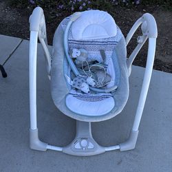 Baby swing