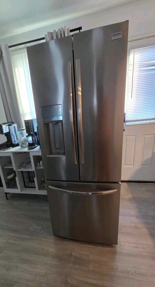 Refrigerator for sale 