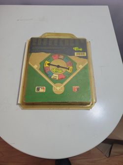 Vintage Classic Major League Baseball  Trivia Board Game -