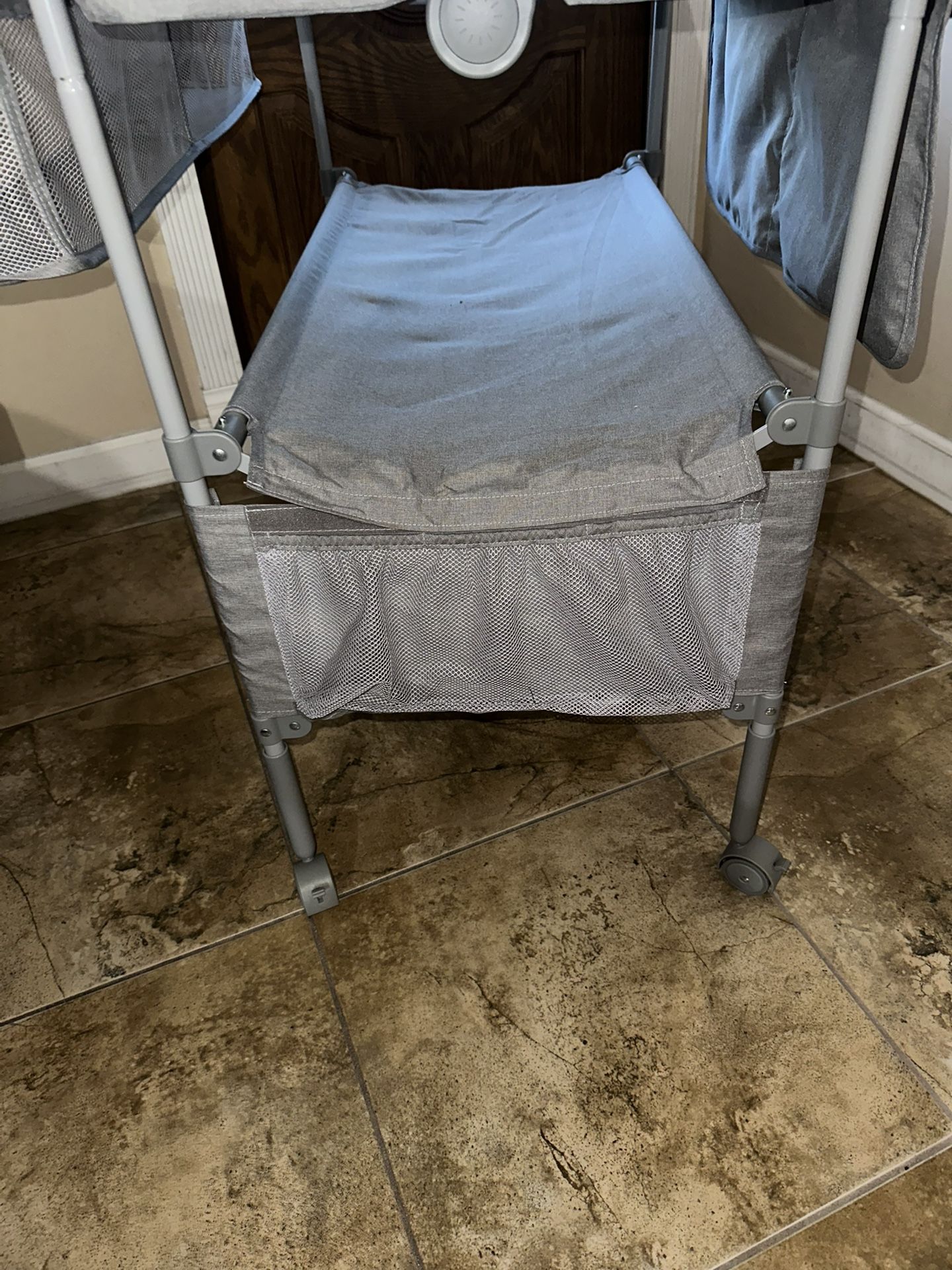 Sweeby Portable Dipper Changing Table
