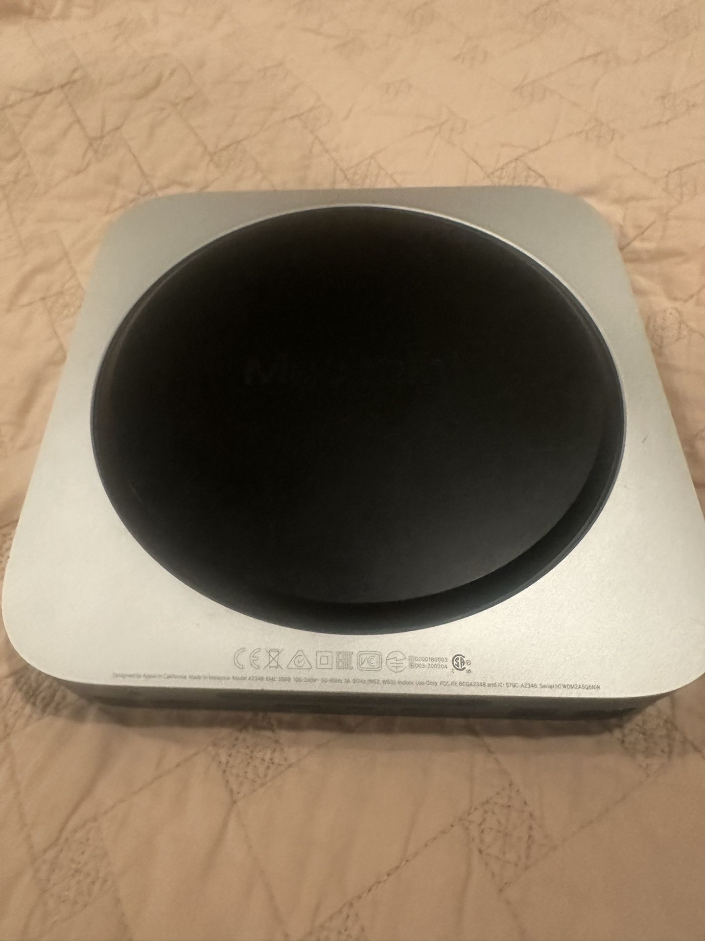 M1 Mac mini （1TB,16GB） Amazon.com: Apple 2020 Mac Mini with Apple M1 Chip, 16GB RAM, 1TB