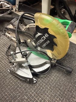 Hitachi C10FCE2 10-Inch Compound Miter Saw - 15 Amp