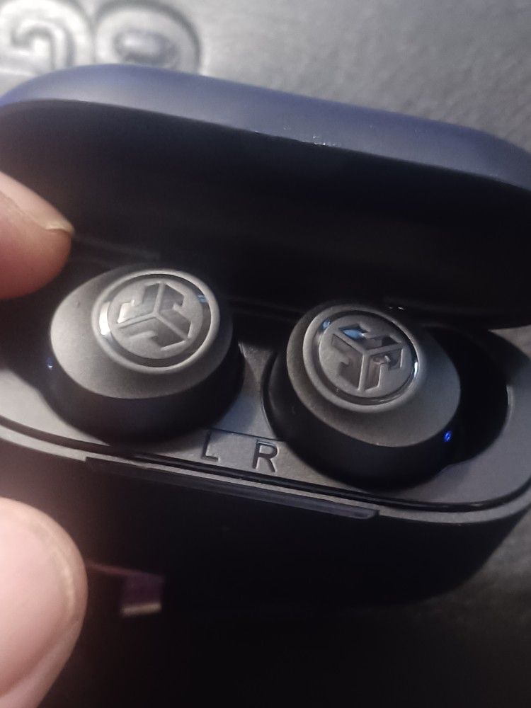 JLab Earbuds/heAdphones