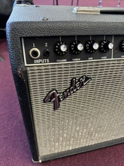 Fender Deluxe Guitar Amp 