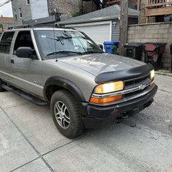 2004 Chevrolet S-10