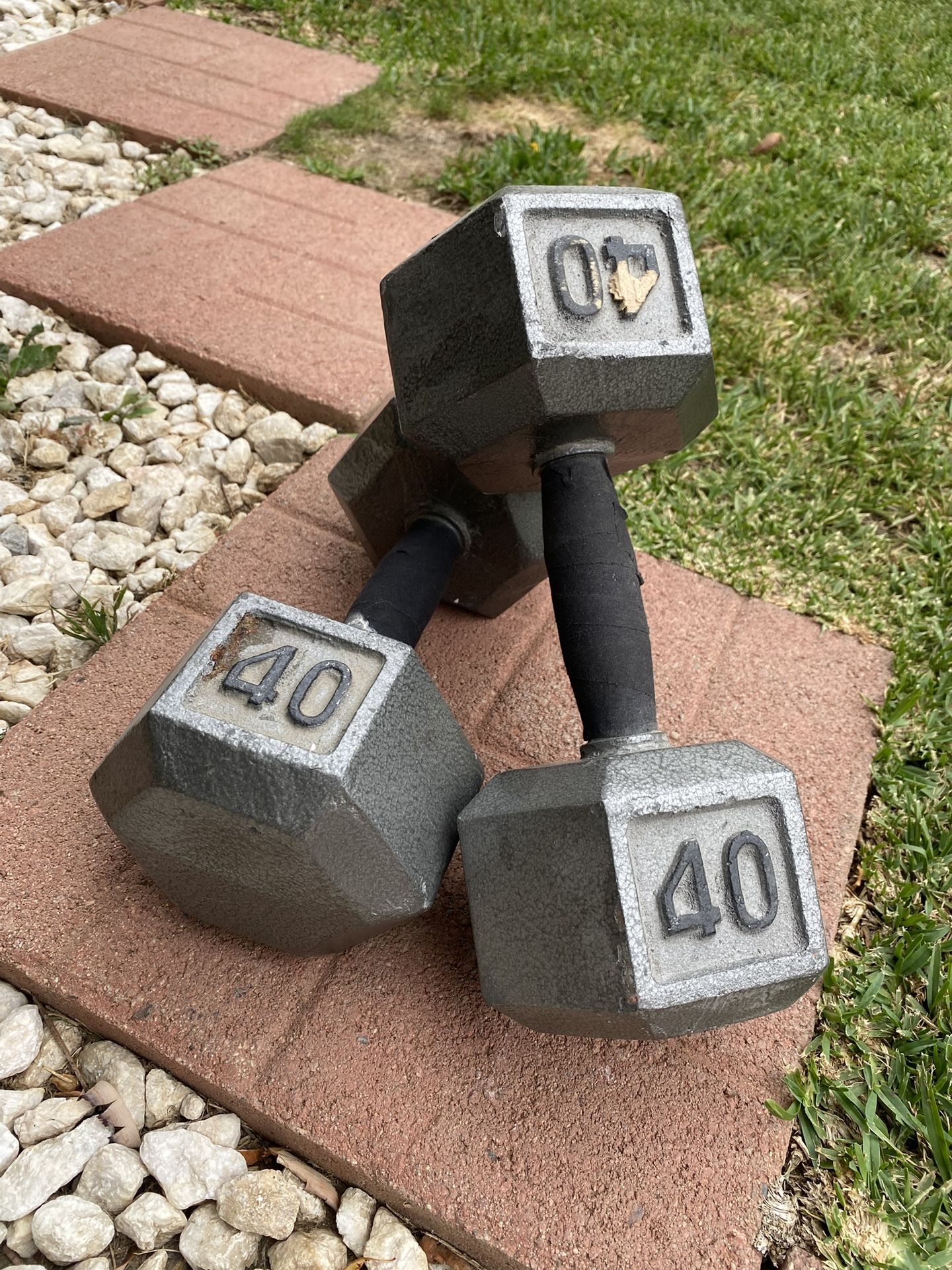 Dumbbells 40’s