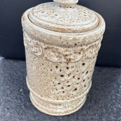 Ceramic Beige Scroll Design Canister w/ Lid 