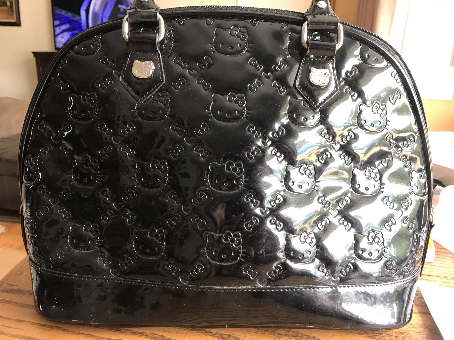 Hello kitty purse