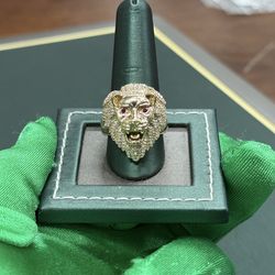 Lion diamond pinky ring