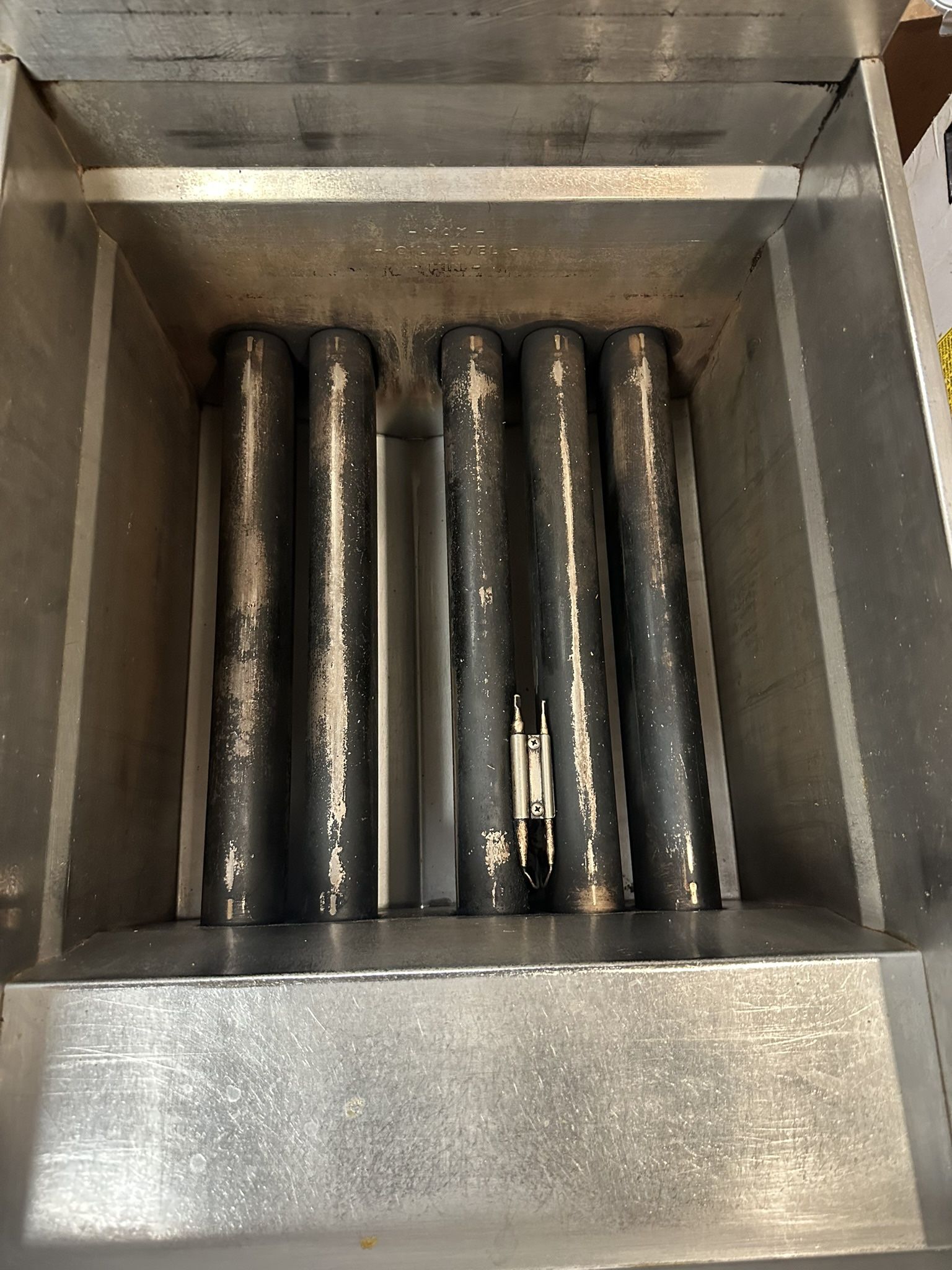 2 Pitco Fryers  Natural Gas 75lb. SG18-S 140,000 BTU
