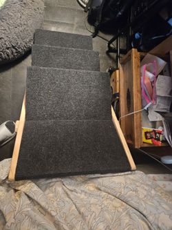 Brand new small-large dog step ladder