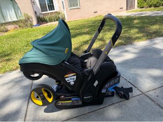 Doona+ Car seat/stroller + accessories
