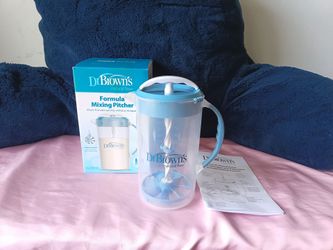 Dr. Brown’s Formula Mixing BPA-Free 32oz Pitcher Makes 4 8oz Bottles