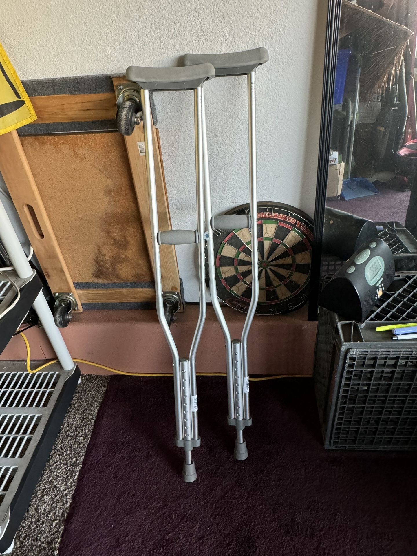 Guardian Adjustable Adult Crutches