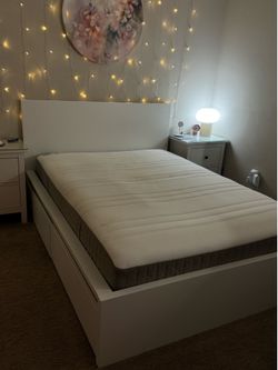 Ikea malm Full bed frame + 4 drawers + Lonset slats