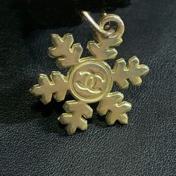 Vintage Chanel Gold Plated Snowflake Bag Charm Genuine
