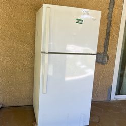 Whirlpool Refrigerator 