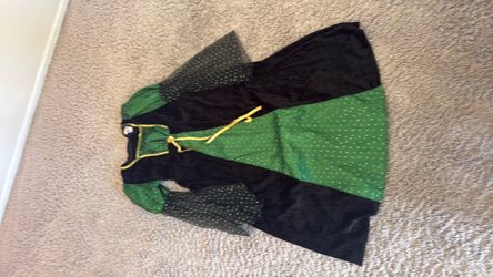 Halloween costume - girls size large 10 to 12 - queen or witch