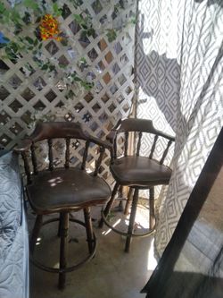 Vintage Wood and Leather Swivel Bar Stools – Set of 2