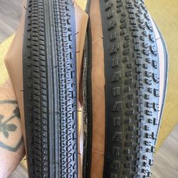 Tubeless Gravel Tires