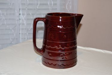 Vintage Mar-Crest Daisy Dot Stoneware Pitcher – USA Mid Century